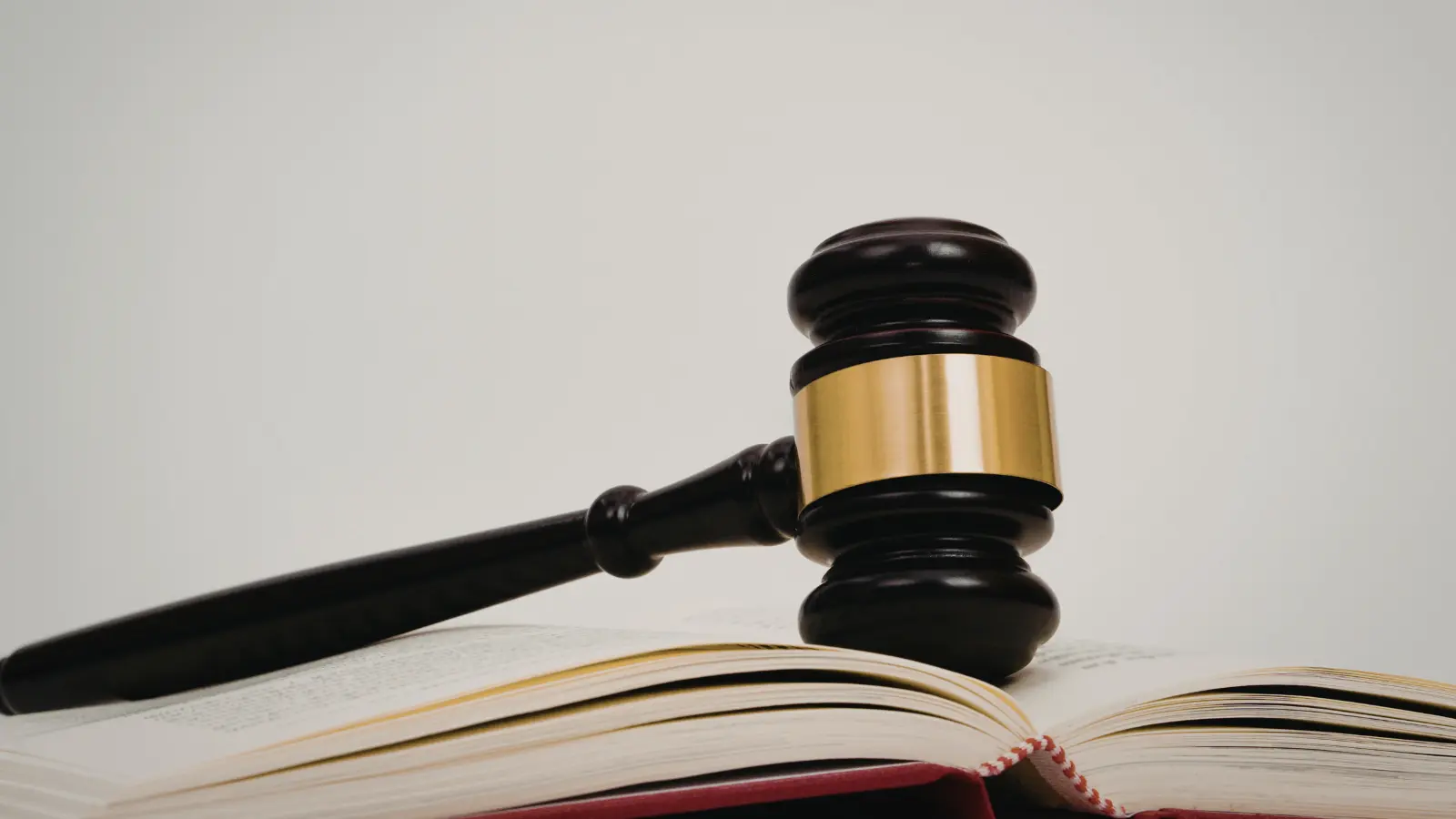 QEX director Jingjie Xue banned and ordered to pay a penalty 